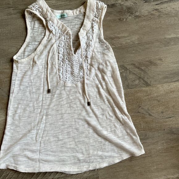 Maurices Beige Tank Top V Neck Small - Picture 1 of 7